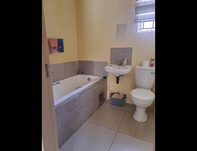 2 BEDROOM HOUSE FOR SALE IN SKY CITY